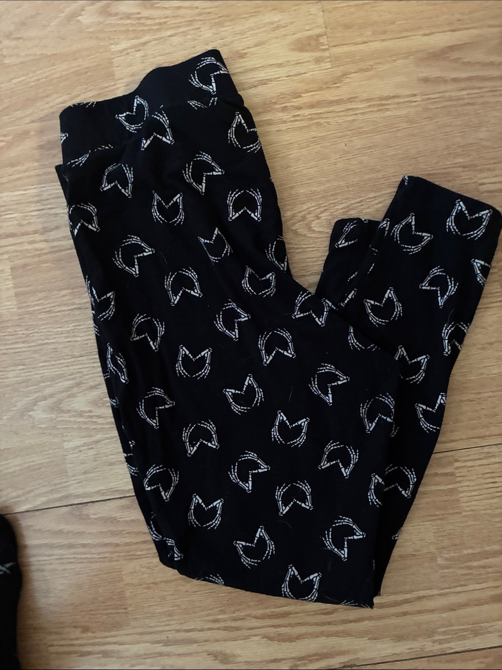 Black Heart Skeleton Torrid Leggings - Picture 3 of 3